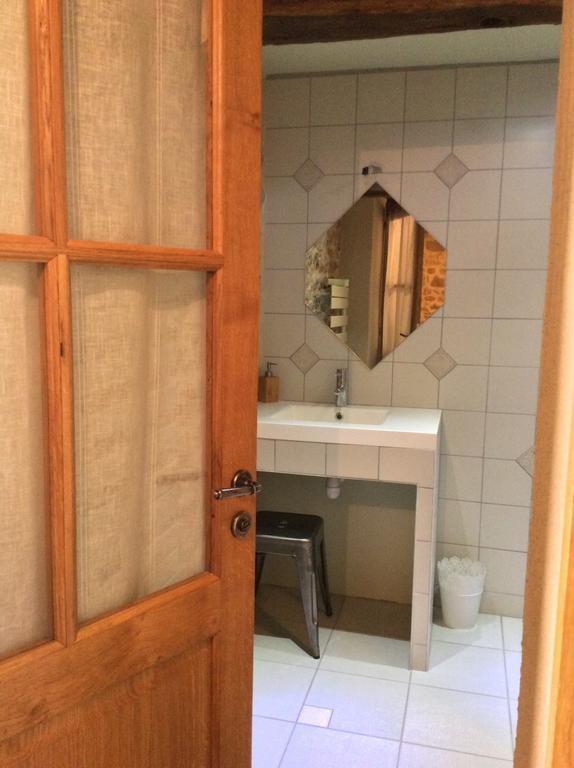 Domaine De Noyer Bed & Breakfast Saint-Christophe-en-Brionnais Ruang foto