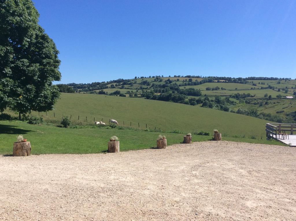 Domaine De Noyer Bed & Breakfast Saint-Christophe-en-Brionnais Bagian luar foto