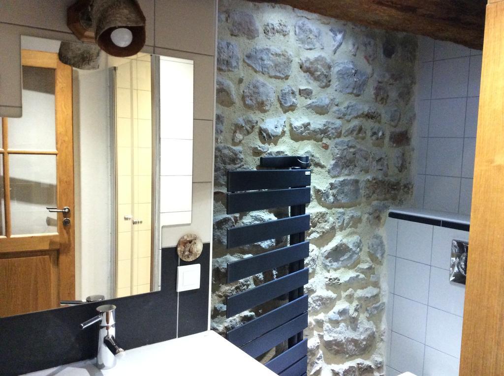 Domaine De Noyer Bed & Breakfast Saint-Christophe-en-Brionnais Ruang foto
