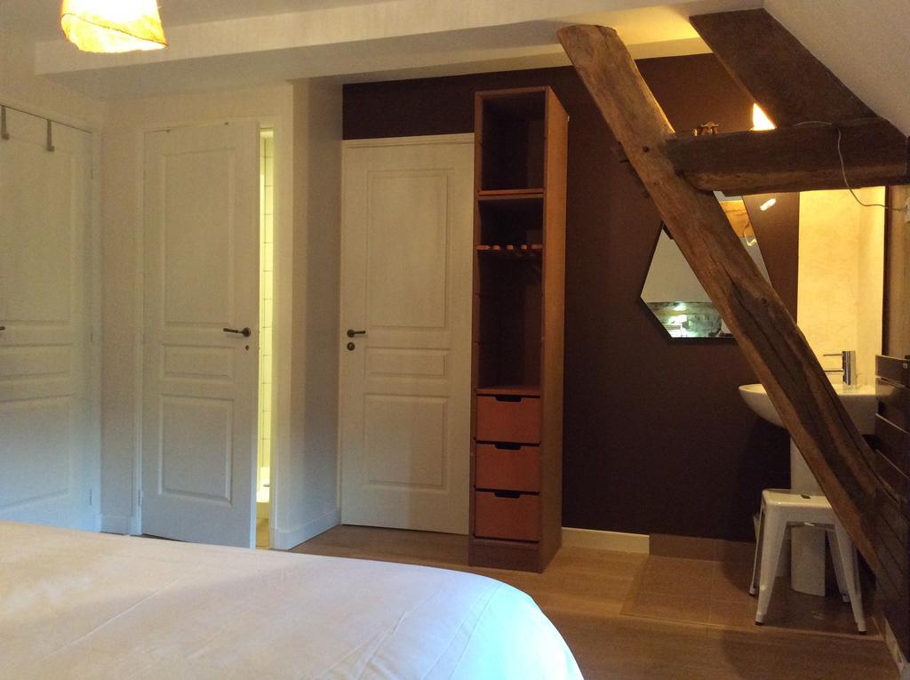 Domaine De Noyer Bed & Breakfast Saint-Christophe-en-Brionnais Ruang foto
