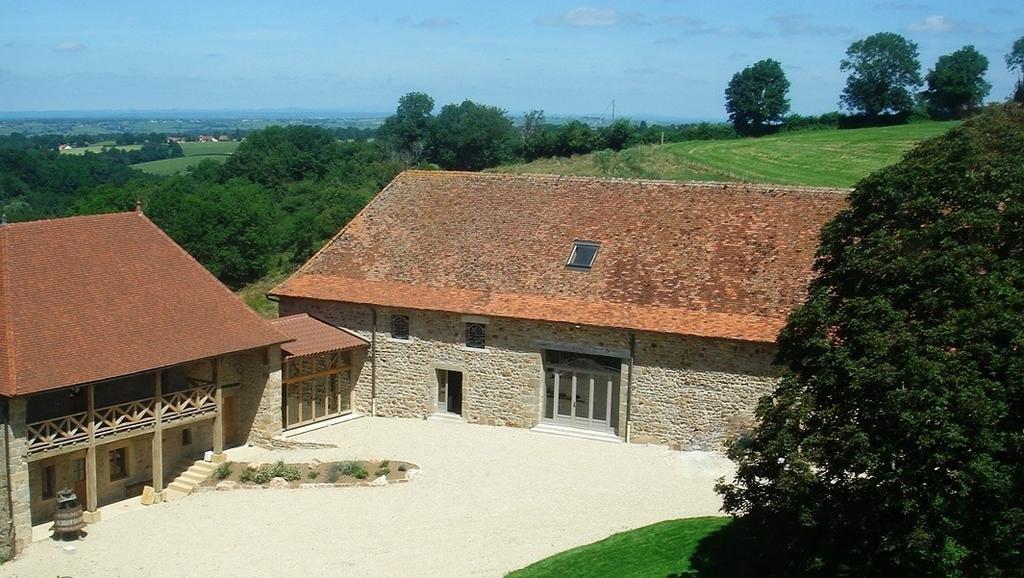 Domaine De Noyer Bed & Breakfast Saint-Christophe-en-Brionnais Bagian luar foto