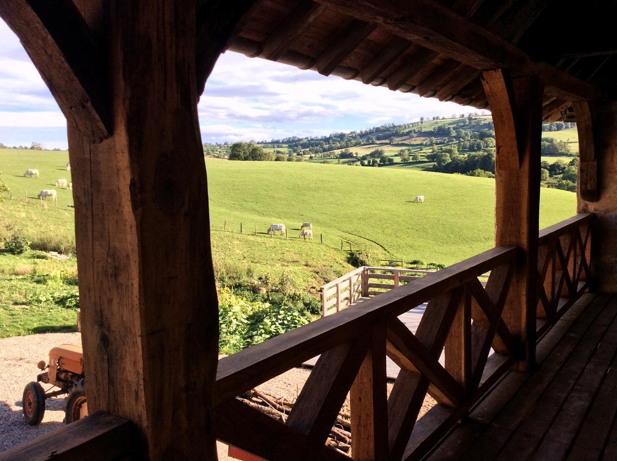 Domaine De Noyer Bed & Breakfast Saint-Christophe-en-Brionnais Ruang foto